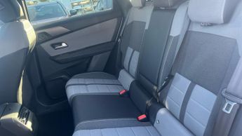 Vauxhall Grandland 1.2 Ultimate SUV 5dr Petrol Hybrid e-DCT Euro 6 (s/s) (145 ps)