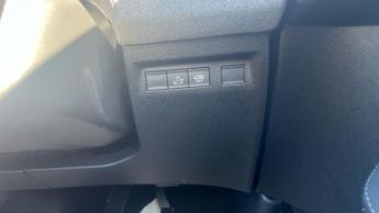 Vauxhall Grandland 1.2 Ultimate SUV 5dr Petrol Hybrid e-DCT Euro 6 (s/s) (145 ps)