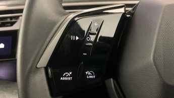 Peugeot 3008 SUV 1.2 Allure SUV 5dr Petrol Hybrid e-DSC6 Euro 6 (s/s) (136 ps)