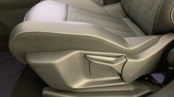 Peugeot 3008 SUV 1.2 GT SUV 5dr Petrol Hybrid e-DSC6 Euro 6 (s/s) (136 ps)