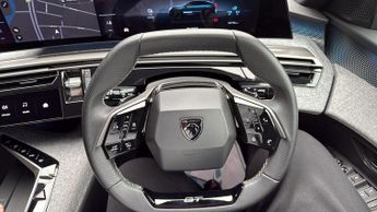 Peugeot 3008 73kWh GT SUV 5dr Electric Auto (210 ps)