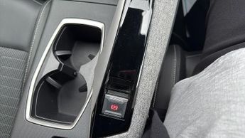 Peugeot 3008 73kWh GT SUV 5dr Electric Auto (210 ps)