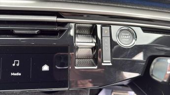 Peugeot 3008 73kWh GT SUV 5dr Electric Auto (210 ps)