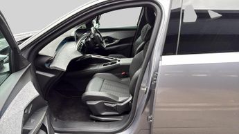 Peugeot 3008 73kWh GT SUV 5dr Electric Auto (210 ps)
