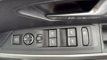 Peugeot 3008 73kWh GT SUV 5dr Electric Auto (210 ps)