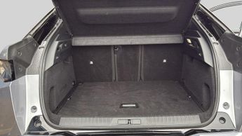 Peugeot 3008 73kWh GT SUV 5dr Electric Auto (210 ps)
