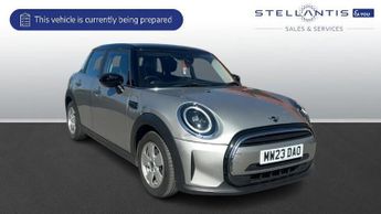 MINI Hatch 1.5 Cooper Classic Hatchback 5dr Petrol Steptronic Euro 6 (s/s) 