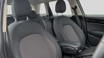 Mini Hatch 1.5 Cooper Classic Hatchback 5dr Petrol Steptronic Euro 6 (s/s) 