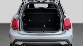 Mini Hatch 1.5 Cooper Classic Hatchback 5dr Petrol Steptronic Euro 6 (s/s) 