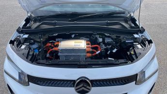 Citroen C3 Standard Range 44kWh PLUS Hatchback 5dr Electric Auto (7.4kW Cha