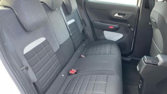 Citroen C3 Standard Range 44kWh PLUS Hatchback 5dr Electric Auto (7.4kW Cha