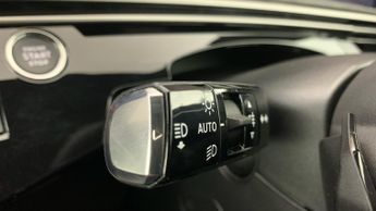 Peugeot 3008 73kWh GT SUV 5dr Electric Auto (210 ps)