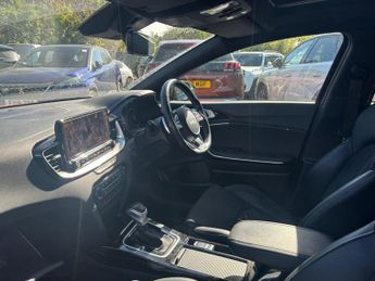 Kia Ceed 1.5 T-GDi GT-Line S Hatchback 5dr Petrol DCT Euro 6 (s/s) (158 b