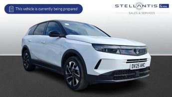 Vauxhall Grandland 1.2 Ultimate SUV 5dr Petrol Hybrid e-DCT Euro 6 (s/s) (136 ps)