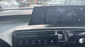 Peugeot 3008 SUV 1.2 GT SUV 5dr Petrol Hybrid e-DSC6 Euro 6 (s/s) (136 ps)