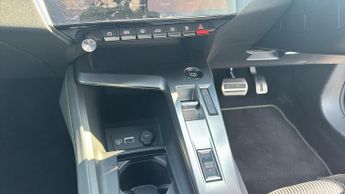 Peugeot 408 58kWh GT Fastback 5dr Electric Auto (210 ps)