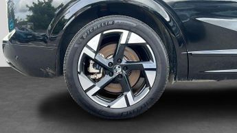 Vauxhall Grandland Electric 73kWh Ultimate SUV 5dr Electric Auto (213 ps)