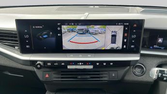 Vauxhall Grandland Electric 73kWh Ultimate SUV 5dr Electric Auto (213 ps)