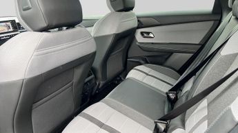 Vauxhall Grandland Electric 73kWh Ultimate SUV 5dr Electric Auto (213 ps)