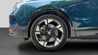 Vauxhall Grandland Electric 73kWh Ultimate SUV 5dr Electric Auto (213 ps)