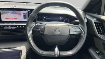 Vauxhall Grandland Electric 73kWh Ultimate SUV 5dr Electric Auto (213 ps)