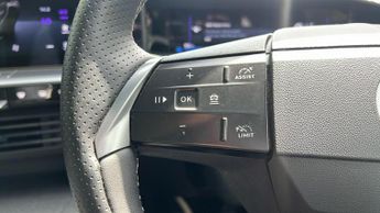 Vauxhall Grandland Electric 73kWh Ultimate SUV 5dr Electric Auto (213 ps)