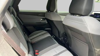 Vauxhall Grandland Electric 73kWh Ultimate SUV 5dr Electric Auto (213 ps)