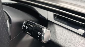 Peugeot 3008 73kWh GT SUV 5dr Electric Auto (210 ps)