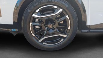 Peugeot 3008 73kWh GT SUV 5dr Electric Auto (210 ps)
