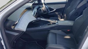 Peugeot 3008 73kWh GT SUV 5dr Electric Auto (210 ps)