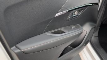 Peugeot 208 51kWh Allure Hatchback 5dr Electric Auto (7.4kW Charger) (156 ps