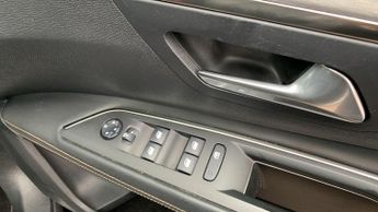 Peugeot 3008 SUV 1.6 13.2kWh GT SUV 5dr Petrol Plug-in Hybrid e-EAT 4WD Euro 6 (s