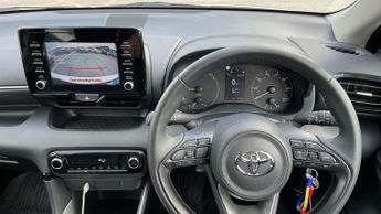 Toyota Yaris 1.5 VVT-h Icon Hatchback 5dr Petrol Hybrid E-CVT Euro 6 (s/s) (1