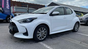 Toyota Yaris 1.5 VVT-h Icon Hatchback 5dr Petrol Hybrid E-CVT Euro 6 (s/s) (1