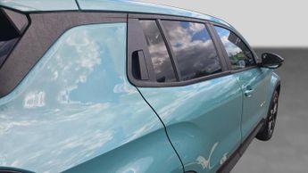 Jeep Avenger 54kWh e-Summit SUV 5dr Electric Auto (156 ps)