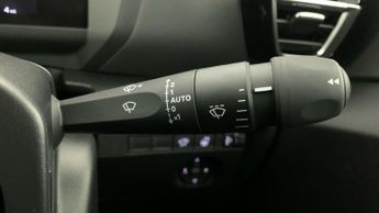 Citroen C4 1.2 PureTech MAX Hatchback 5dr Petrol EAT8 Euro 6 (s/s) (130 ps)