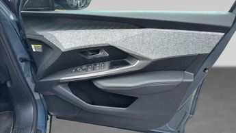Peugeot 3008 73kWh GT SUV 5dr Electric Auto (210 ps)