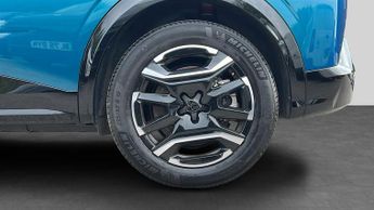 Peugeot 3008 73kWh GT SUV 5dr Electric Auto (210 ps)