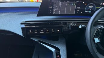 Peugeot 3008 73kWh GT SUV 5dr Electric Auto (210 ps)