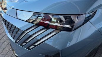 Peugeot 3008 73kWh GT SUV 5dr Electric Auto (210 ps)