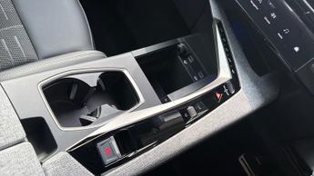 Peugeot 3008 73kWh GT SUV 5dr Electric Auto (210 ps)