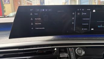 Peugeot 3008 73kWh GT SUV 5dr Electric Auto (210 ps)