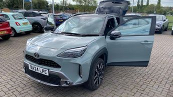 Toyota Yaris Cross 1.5 VVT-h Premiere Edition SUV 5dr Petrol Hybrid E-CVT Euro 6 (s