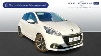 Peugeot 208 1.2 PureTech Tech Edition Hatchback 5dr Petrol Manual Euro 6 (s/
