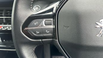 Peugeot 208 50kWh Allure Premium Hatchback 5dr Electric Auto (136 ps)