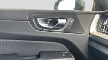 Volvo Xc60 2.0 B5 MHEV R-Design SUV 5dr Petrol Hybrid Auto AWD Euro 6 (s/s)