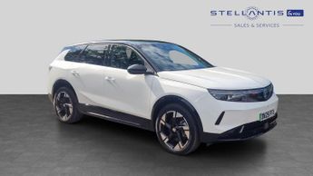 Vauxhall Grandland 73kWh Ultimate SUV 5dr Electric Auto (213 ps)