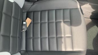 Citroen C4 1.2 PureTech MAX EAT8 Euro 6 (s/s) 5dr