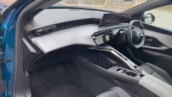 Peugeot 3008 SUV 1.2 Allure SUV 5dr Petrol Hybrid e-DSC6 Euro 6 (s/s) (136 ps)