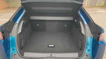 Peugeot 3008 SUV 1.2 Allure SUV 5dr Petrol Hybrid e-DSC6 Euro 6 (s/s) (136 ps)